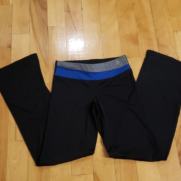 💙 Sports Pants 💙 - Picture 2 of 4